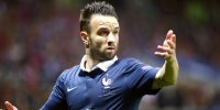 mathieu-valbuena-etre-ecarte-comme-ca-de-l-equipe-de-france-alors-que-je-suis-une-victime-c-es...jpg